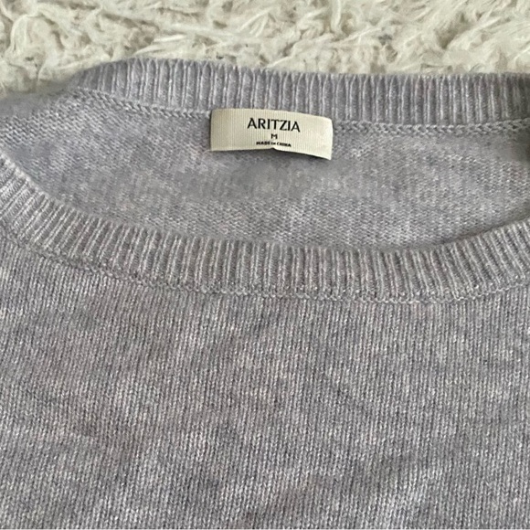Aritzia Essential Cashmere Relaxed Boatneck Sweater - Picture 8 of 11